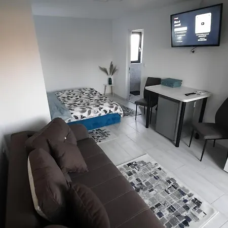 Casa Bon Relax , Rooms&apartaments טוזלה